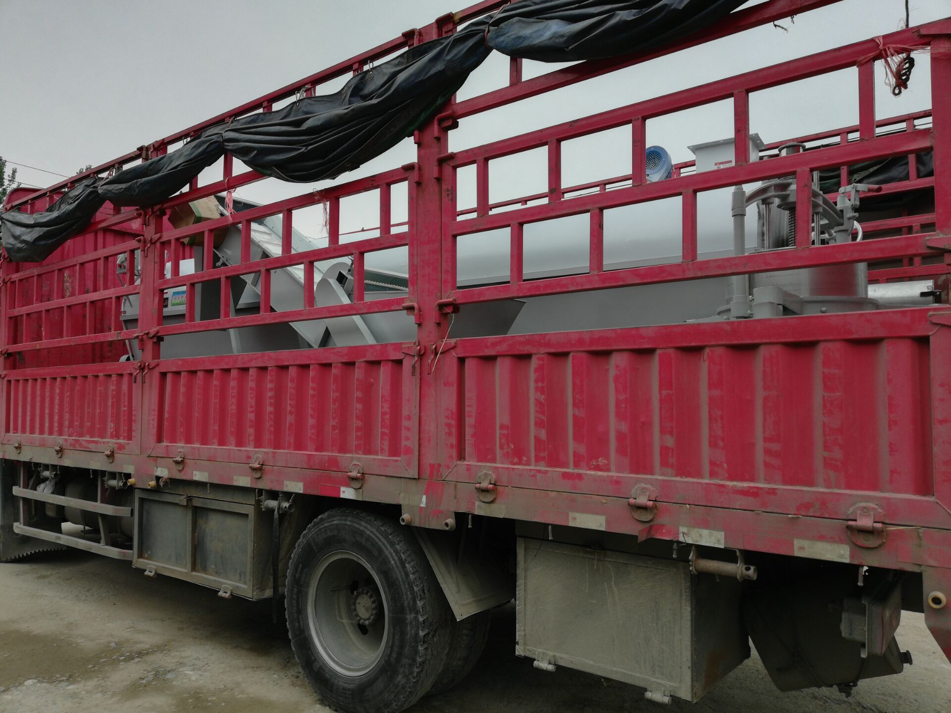 type 80 smashing machine, loading machine, smashing machine purchased by anhui